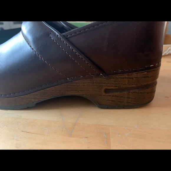 Dark Brown Dansko Clogs Size 42 - Picture 8 of 9
